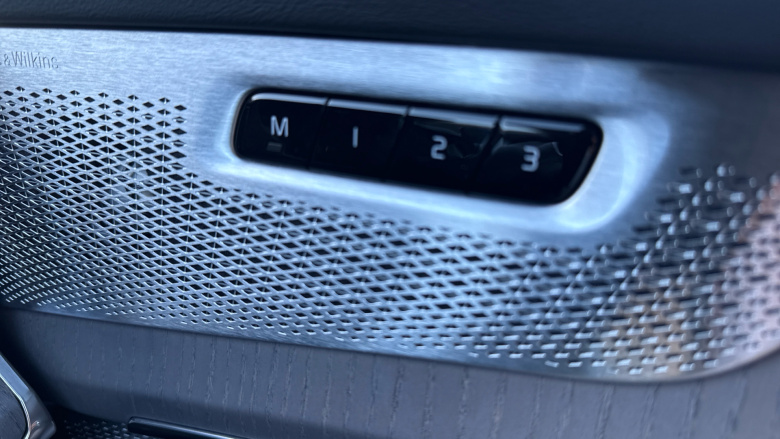 Volvo XC90 2.0 T8 406 PHEV Ultra Dark 5dr AWD Geartronic Estate